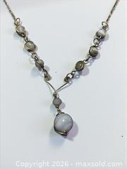 MaxSold Auction: Sterling Silver Agate Necklace 20" Length 9.55g - Esquimalt (British Columbia, Canada) PARTNER MANAGED Estate Sale Online Auction - Lampson Street
