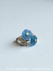 MaxSold Auction: Sterling Silver Blue Glass Floral Ring Size 7 6.93g - Esquimalt (British Columbia, Canada) PARTNER MANAGED Estate Sale Online Auction - Lampson Street