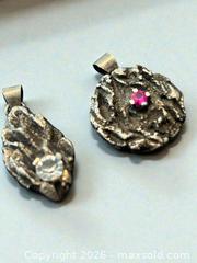 MaxSold Auction: Sterling Silver Brutalist Pendant with Gemstone Accents 9.74g - Esquimalt (British Columbia, Canada) PARTNER MANAGED Estate Sale Online Auction - Lampson Street