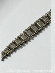 MaxSold Auction: Sterling Silver Chain Bracelet 6" Length 8.42g - Esquimalt (British Columbia, Canada) PARTNER MANAGED Estate Sale Online Auction - Lampson Street
