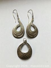 MaxSold Auction: Sterling Silver Earrings and Pendant 10.55g - Esquimalt (British Columbia, Canada) PARTNER MANAGED Estate Sale Online Auction - Lampson Street