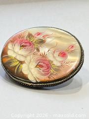 MaxSold Auction: Sterling Silver Mother of Pearl Floral Brooch 2" Width 11.34g - Esquimalt (British Columbia, Canada) PARTNER MANAGED Estate Sale Online Auction - Lampson Street