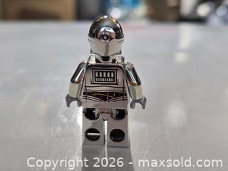 MaxSold Auction: LEGO Star Wars TC-14 Minifigure – Chrome Silver Promotional Droid (2012) - Toronto (Ontario, Canada) PARTNER MANAGED Reseller Online Auction - Mcadam Avenue