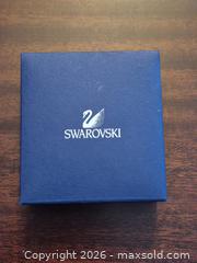 MaxSold Auction: Swarovski Double Hearts Necklace with Box - Toronto (Ontario, Canada) PARTNER MANAGED Reseller Online Auction - Mcadam Avenue