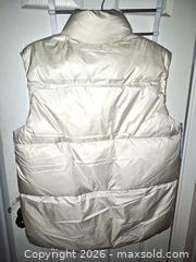 MaxSold Auction: Tilley OffWhite Certified Down Vest New with Tag - Toronto (Ontario, Canada) PARTNER MANAGED Reseller Online Auction - Mcadam Avenue