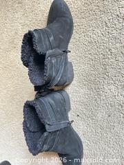 MaxSold Auction: ALDO Women's Black Suede Ankle Boots US 8.5 - Raleigh (North Carolina, USA) PARTNER MANAGED Downsizing Online Auction -  Tipping Circle