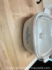 MaxSold Auction: CorningWare Cornflower Blue Casserole Dish & Stovetop Percolator - Raleigh (North Carolina, USA) PARTNER MANAGED Downsizing Online Auction -  Tipping Circle
