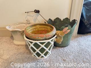 MaxSold Auction: Lot of 3 Planters — Ceramic & Metal, Green and White - Raleigh (North Carolina, USA) PARTNER MANAGED Downsizing Online Auction -  Tipping Circle