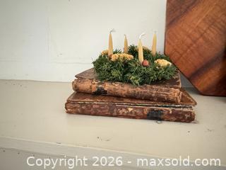 MaxSold Auction: Mantel decor lot- small Frame, antique books, etc - Raleigh (North Carolina, USA) PARTNER MANAGED Downsizing Online Auction -  Tipping Circle