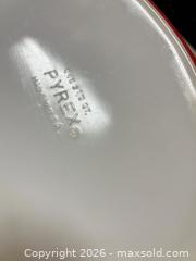 MaxSold Auction: Pyrex 2 1/2 qt Glass Casserole Dish with Glass Lid - Raleigh (North Carolina, USA) SELLER MANAGED Downsizing Online Auction -  Tipping Circle