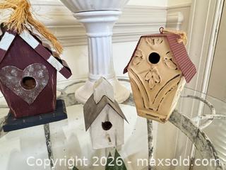 MaxSold Auction: Set of 4 Rustic Cottage Tabletop Decorative Accents - Raleigh (North Carolina, USA) PARTNER MANAGED Downsizing Online Auction -  Tipping Circle