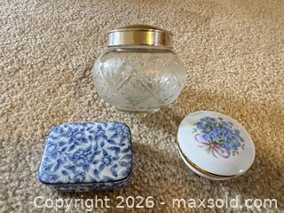 MaxSold Auction: Small Cut Glass and Porcelain Vanity Jars & Trinket Boxes - Raleigh (North Carolina, USA) PARTNER MANAGED Downsizing Online Auction -  Tipping Circle