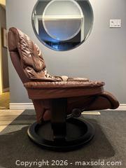 MaxSold Auction: Ekornes Leather Swivel Lounge Chair - Toronto (Ontario, Canada) SELLER MANAGED Reseller Online Auction - Kempsell Crescent