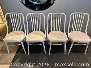 MaxSold Auction: MCM Bentwood chairs - set of 4 - Toronto (Ontario, Canada) SELLER MANAGED Reseller Online Auction - Kempsell Crescent