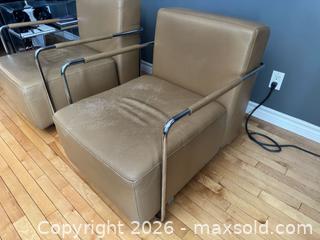 MaxSold Auction: MCM Postmodern Italian Leather and tubular chrome lounge chair -B - Toronto (Ontario, Canada) SELLER MANAGED Reseller Online Auction - Kempsell Crescent