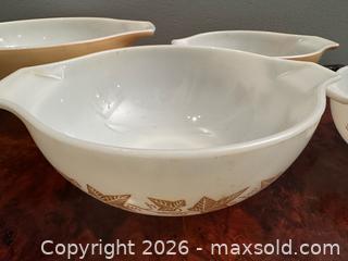 MaxSold Auction: vintage Pyrex Sandalwood Ivy Cinderella mixing bowls - set of 4 - Toronto (Ontario, Canada) SELLER MANAGED Reseller Online Auction - Kempsell Crescent