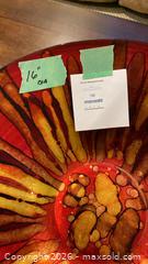 MaxSold Auction: Decorative glass bowl - Grimsby (Ontario, Canada) PARTNER MANAGED Downsizing Online Auction - Dorchester Drive              