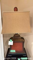 MaxSold Auction: Decorative lamp - Grimsby (Ontario, Canada) PARTNER MANAGED Downsizing Online Auction - Dorchester Drive              
