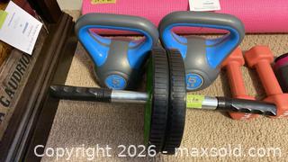 MaxSold Auction: Exercise equipment and Weights - Grimsby (Ontario, Canada) PARTNER MANAGED Downsizing Online Auction - Dorchester Drive              