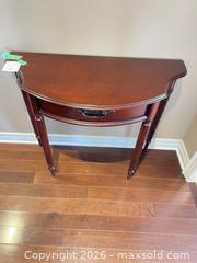 MaxSold Auction: Side table  - Grimsby (Ontario, Canada) PARTNER MANAGED Downsizing Online Auction - Dorchester Drive              