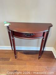 MaxSold Auction: Side table  - Grimsby (Ontario, Canada) PARTNER MANAGED Downsizing Online Auction - Dorchester Drive              