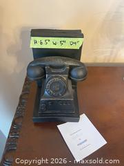 MaxSold Auction: Telephone Bookends  - Grimsby (Ontario, Canada) PARTNER MANAGED Downsizing Online Auction - Dorchester Drive              