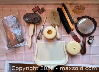 MaxSold Auction: 2 Packs of Unused 1930s Razor Blades & Vintage Vanity Set - Oak Bay (British Columbia, Canada) SELLER MANAGED Estate Sale Online Auction - Esplanade