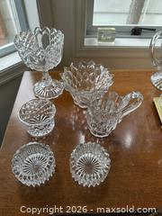 MaxSold Auction: Lot of Crystal and Glass Vintage Pieces - Oak Bay (British Columbia, Canada) SELLER MANAGED Estate Sale Online Auction - Esplanade