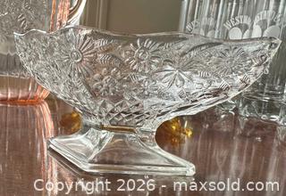 MaxSold Auction: Lot of Vintage Crystal & Glass - Oak Bay (British Columbia, Canada) SELLER MANAGED Estate Sale Online Auction - Esplanade
