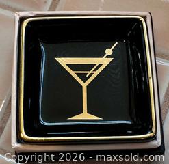 MaxSold Auction: Miniature Sword Letter Opener & Misc. - Oak Bay (British Columbia, Canada) SELLER MANAGED Estate Sale Online Auction - Esplanade