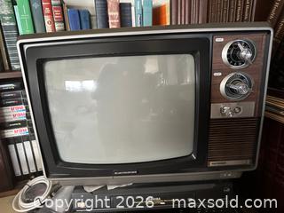 MaxSold Auction: Vintage Electrohome Color TV and 2 VCR Players - Oak Bay (British Columbia, Canada) SELLER MANAGED Estate Sale Online Auction - Esplanade