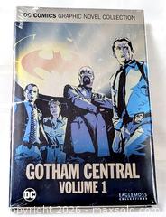 MaxSold Auction: GOTHAM CENTRAL CD COMICS HARDCOVER GRAPHIC NOVEL - Kingston (Ontario, Canada) SELLER MANAGED Downsizing Online Auction - Rosemund Crescent