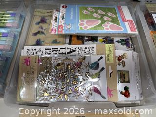 MaxSold Auction: Assorted Craft Supplies Kit with Markers, Stickers & Embellishments - Warwick (Rhode Island, USA) SELLER MANAGED Reseller Online Auction - Warwick Avenue