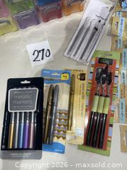 MaxSold Auction: Craft tools lot: palette knives, metallic markers & organizers - Warwick (Rhode Island, USA) SELLER MANAGED Reseller Online Auction - Warwick Avenue