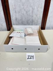 MaxSold Auction: Cricut Fabric Squares and Washable Fabric Pens Set - Warwick (Rhode Island, USA) SELLER MANAGED Reseller Online Auction - Warwick Avenue