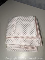 MaxSold Auction: Cricut Fabric Squares and Washable Fabric Pens Set - Warwick (Rhode Island, USA) SELLER MANAGED Reseller Online Auction - Warwick Avenue