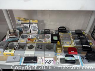 MaxSold Auction: EK Success / EK Tools Paper Craft Punches - Lot of 28 - Warwick (Rhode Island, USA) SELLER MANAGED Reseller Online Auction - Warwick Avenue