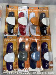 MaxSold Auction: Fiskars Border Punches - Warwick (Rhode Island, USA) SELLER MANAGED Reseller Online Auction - Warwick Avenue