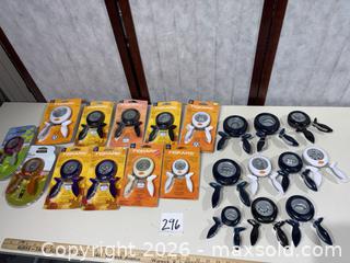 MaxSold Auction: Fiskars Paper Craft Punches Lot, 21 Assorted Sizes - Warwick (Rhode Island, USA) SELLER MANAGED Reseller Online Auction - Warwick Avenue