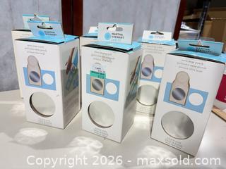 MaxSold Auction: Martha Stewart Paper Craft Punches Lot of 14 - Warwick (Rhode Island, USA) SELLER MANAGED Reseller Online Auction - Warwick Avenue