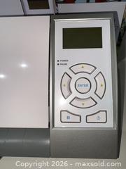 MaxSold Auction: Silhouette CAMEO Electronic Cutting Machine - Warwick (Rhode Island, USA) SELLER MANAGED Reseller Online Auction - Warwick Avenue