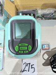 MaxSold Auction: Slice Cordless Design Cutter Electronic Die Cutter - Mint/Teal - Warwick (Rhode Island, USA) SELLER MANAGED Reseller Online Auction - Warwick Avenue