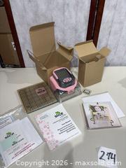 MaxSold Auction: Slice Elite Cordless Digital Designer / Electronic Die Cutter, Pink - Warwick (Rhode Island, USA) SELLER MANAGED Reseller Online Auction - Warwick Avenue