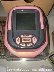 MaxSold Auction: Slice Elite Cordless Digital Designer / Electronic Die Cutter, Pink - Warwick (Rhode Island, USA) SELLER MANAGED Reseller Online Auction - Warwick Avenue