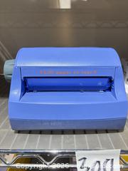 MaxSold Auction: Xyron 5" Creative Station 5-inch Laminator/Adhesive - Warwick (Rhode Island, USA) SELLER MANAGED Reseller Online Auction - Warwick Avenue