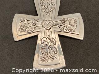 MaxSold Auction: Large Sterling Silver Cross and Chain - North Vancouver (British Columbia, Canada) PARTNER MANAGED Downsizing Online Auction - 14th Street West