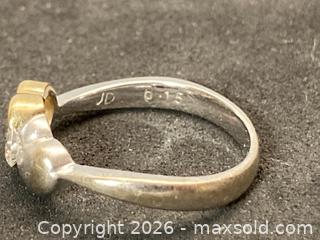 MaxSold Auction: Small 18KT Gold and Diamond Ring - North Vancouver (British Columbia, Canada) PARTNER MANAGED Downsizing Online Auction - 14th Street West