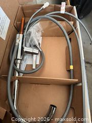 MaxSold Auction: Chrome Single-Hole Gooseneck Kitchen Faucet with Single Lever - Welland (Ontario, Canada) SELLER MANAGED Reseller Online Auction -  Stern Drive