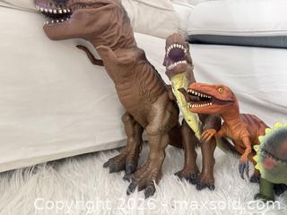 MaxSold Auction: Lot of 5 Rubber Dinosaur Toy Figures - Welland (Ontario, Canada) SELLER MANAGED Reseller Online Auction -  Stern Drive