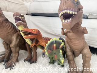 MaxSold Auction: Lot of 5 Rubber Dinosaur Toy Figures - Welland (Ontario, Canada) SELLER MANAGED Reseller Online Auction -  Stern Drive